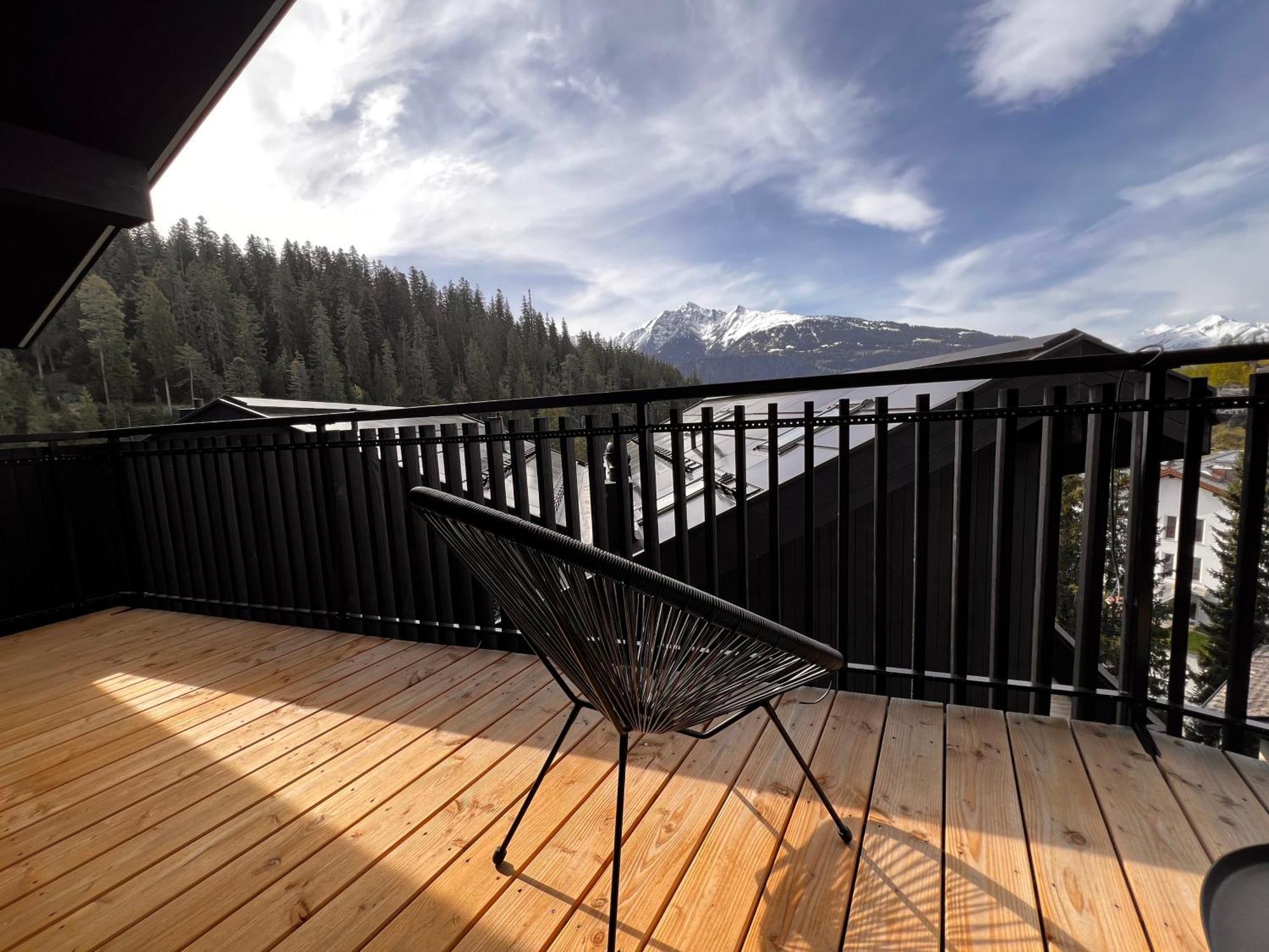 Black Summit Boutique Resort Laax Buitenkant foto